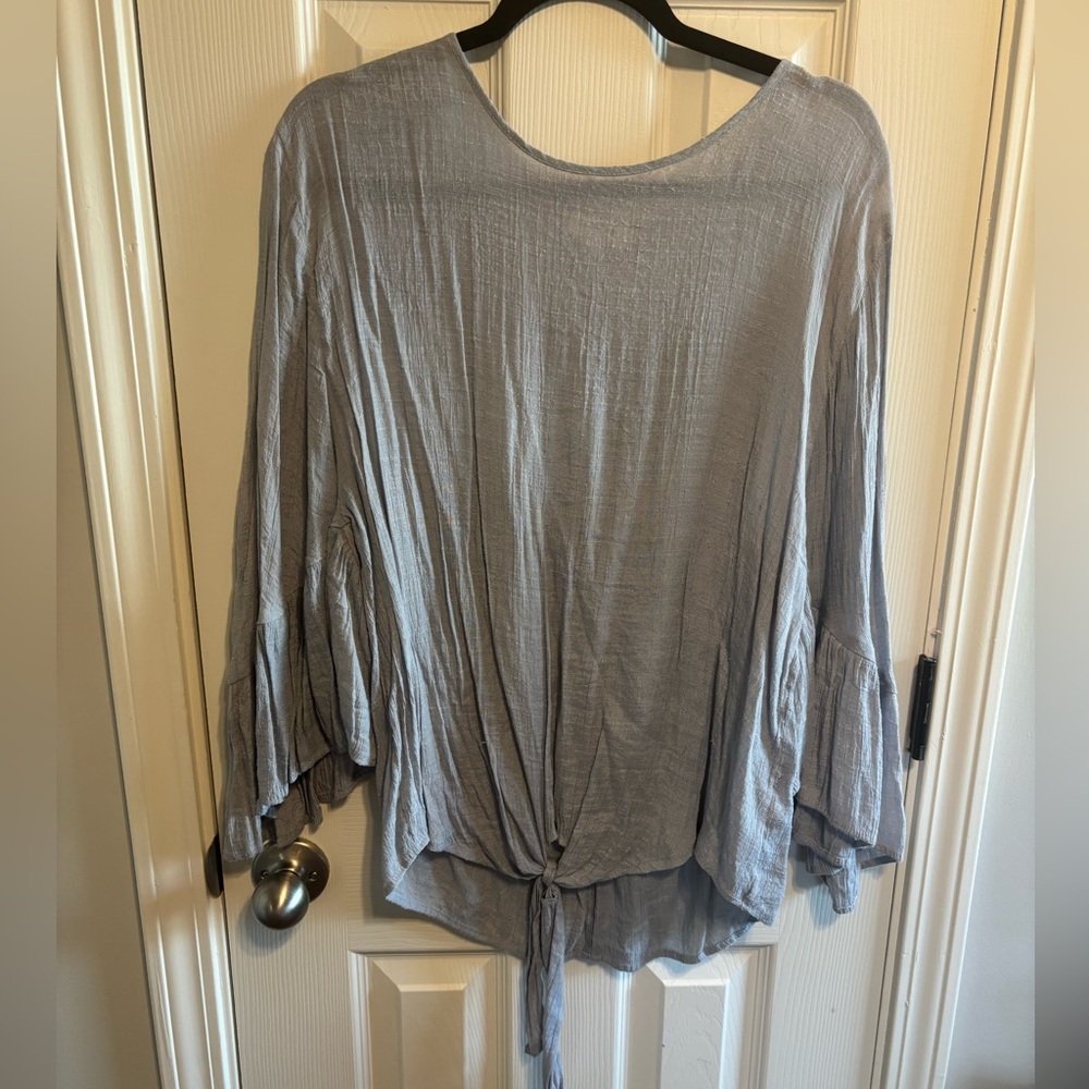 Elegant Gray Women's Top